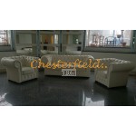 Classic Off-White (K2) Chesterfield Sessel