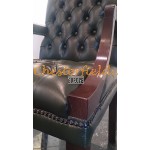 King Antikgrün (A8) Chesterfield Armstuhl