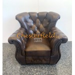 Chesterfield Monk Ledersessel,  Antikmittelbraun (A5M)