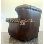 Chesterfield Monk Ledersessel,  Antikmittelbraun (A5M)