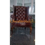 St. James Antikcognac (A4) Chesterfield Ohrensessel