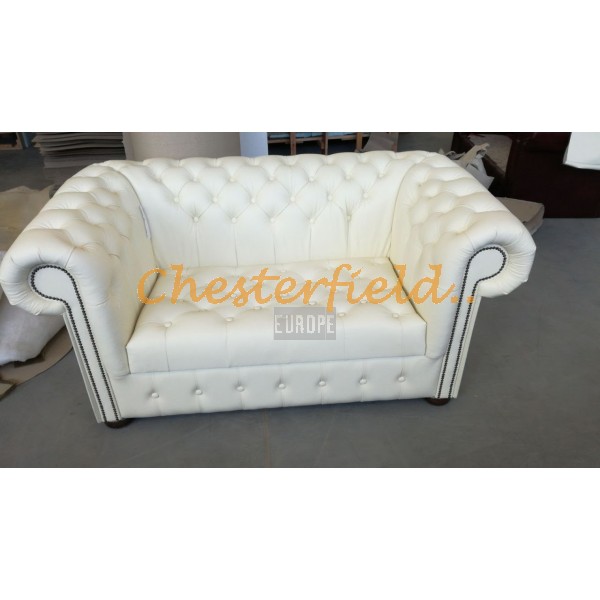 Williams Off-White 2-Sitzer Chesterfield Sofa