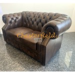 Windsor Antik Mittelbraun 2-Sitzer Chesterfield Sofa